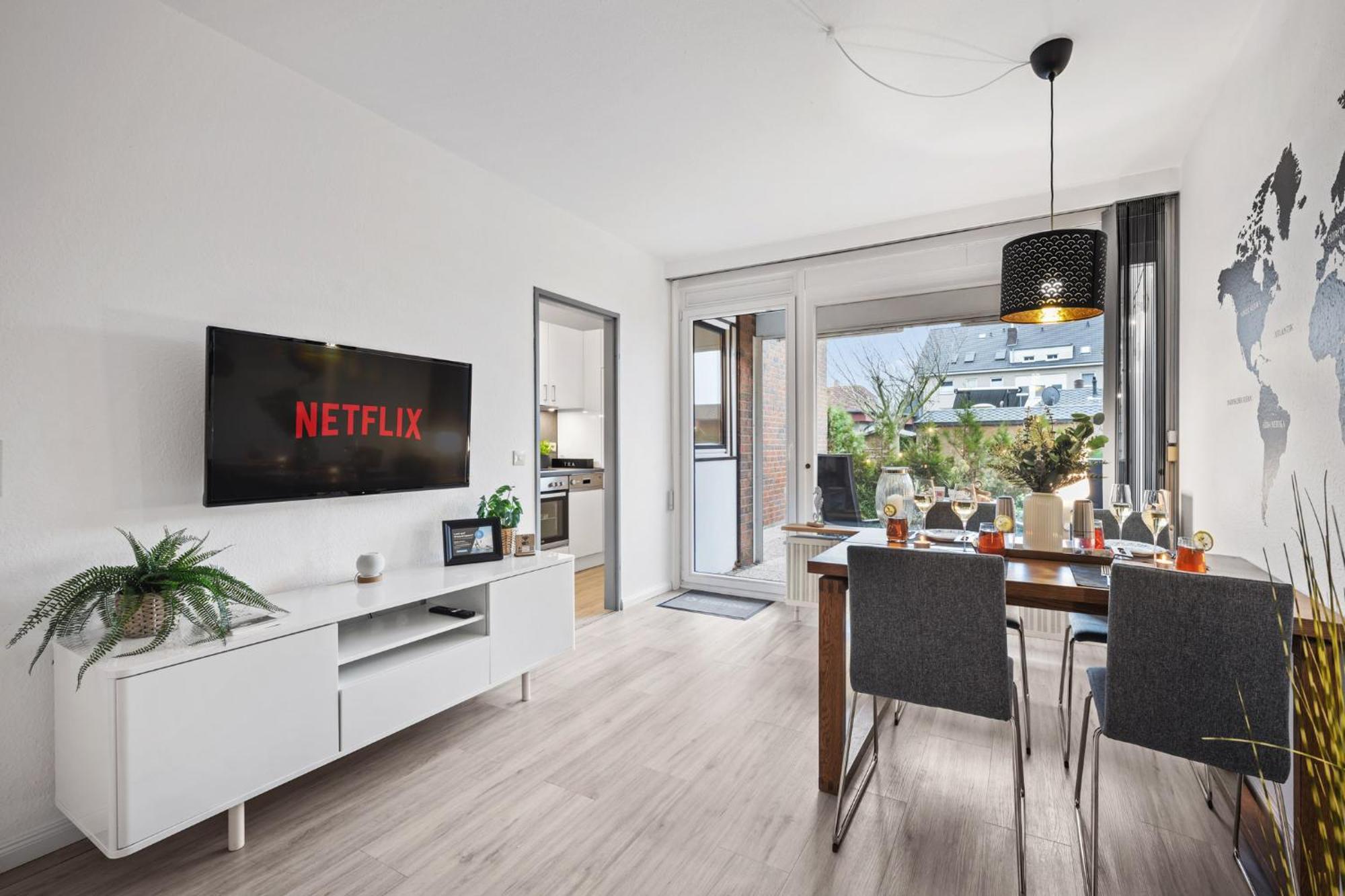 Greypearl - Ruhig Gelegen Mit Terrasse - Strandnaehe - Parkplatz - Wlan Busum